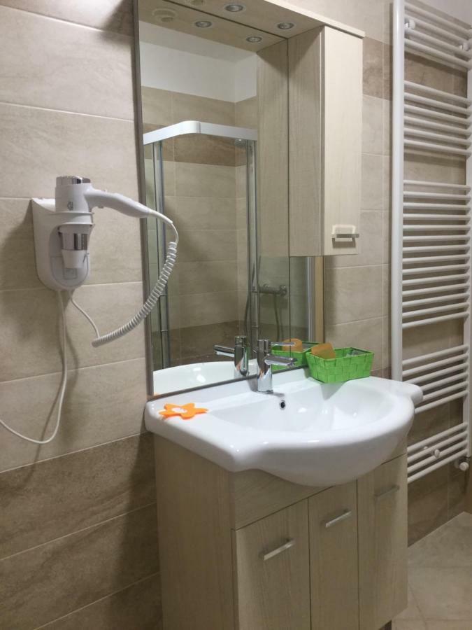 Casa Vacanze Le Casette Masera Esterno foto